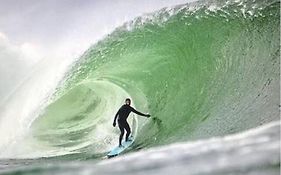 Surfers Getaway - Room Staycation